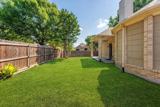 2652 Waterway Dr, Grand Prairie, TX 75054 - view of yard