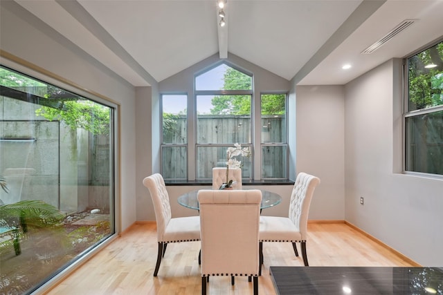 957 Easton Pl, Dallas, TX 75218 - sunroom featuring plenty of natural light
