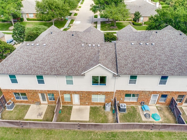 view from above of property featuring a pool area