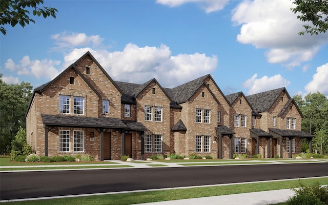 view of front facade with brick siding