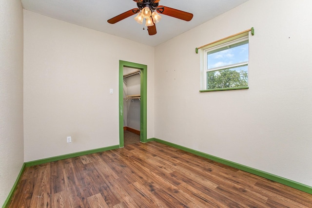 301 Sycamore St, Bardwell, TX 75101 - unfurnished room featuring wood finished floors, a ceiling fan, and baseboards