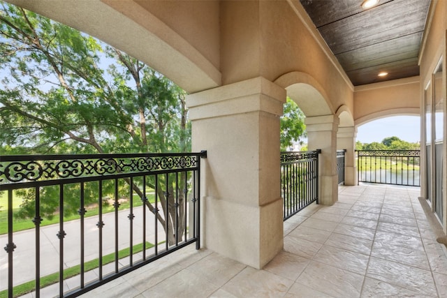 1104 Windsor Dr, Mckinney, TX 75072 - balcony with a water view