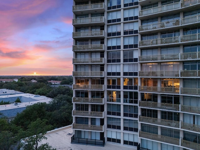 6211 W NW Unit 701, Dallas, TX 75225 - view of apartment building / complex