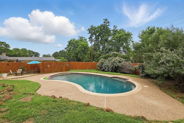 4816 Reynolds Rd, North Richland Hills, TX 76180 - view of pool with a fenced backyard and a patio