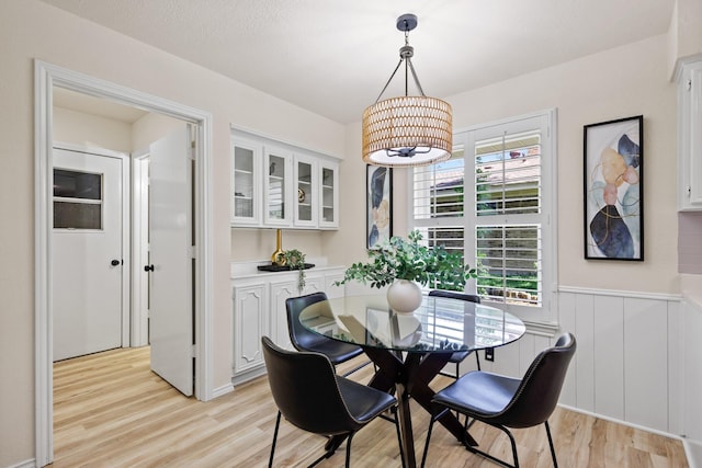 2809 Valley Ridge Dr, Richardson, TX 75080 - dining room with light wood-type flooring and a chandelier