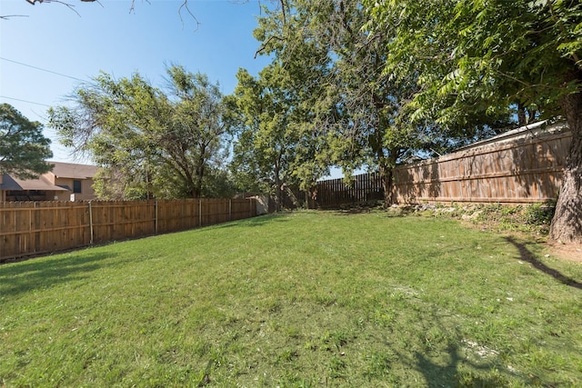 1112 Terrace Trl, Carrollton, TX 75006 - view of yard