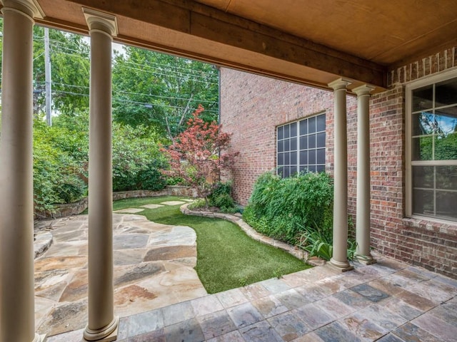 3917 W 6th St, Fort Worth, TX 76107 - view of yard featuring a patio area