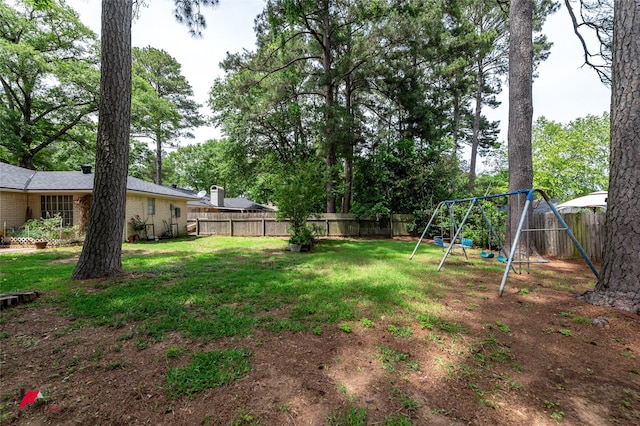 9507 Chapparral Ln, Shreveport, LA 71118 - view of yard with a playground