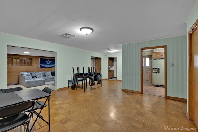 3315 Surrey Rd, Shreveport, LA 71105 - living room with baseboards and crown molding