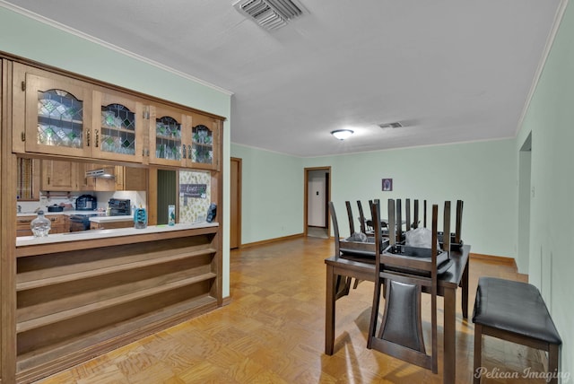 3315 Surrey Rd, Shreveport, LA 71105 - dining space featuring ornamental molding and baseboards