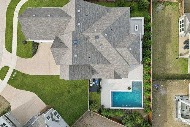 1609 Colonnade Ct, Mckinney, TX 75069 - bird's eye view of a pool area