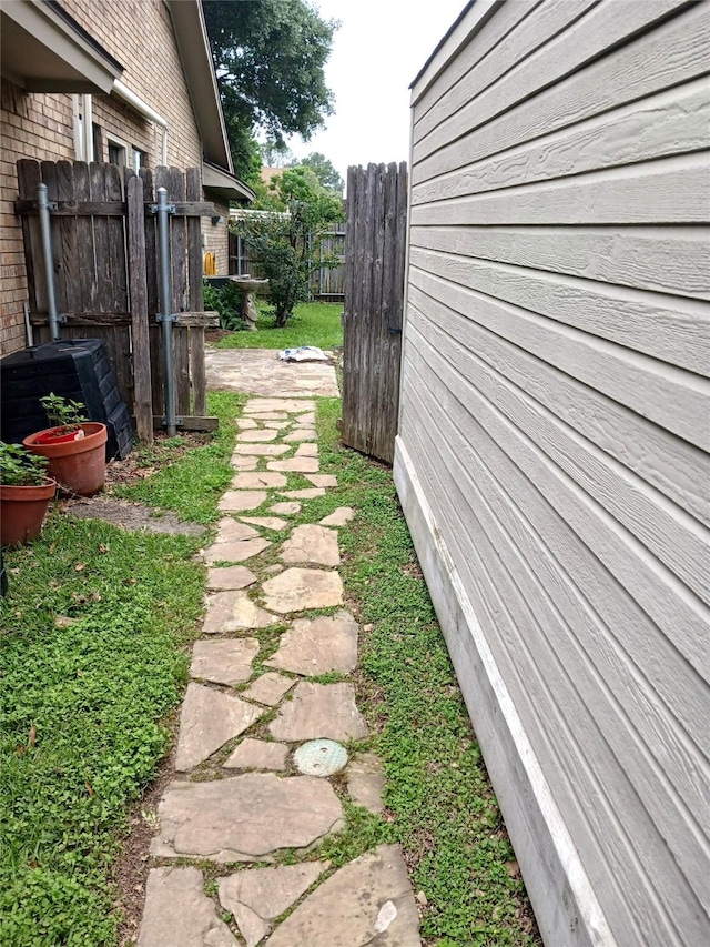 2435 St Gregory St, Arlington, TX 76013 - view of yard