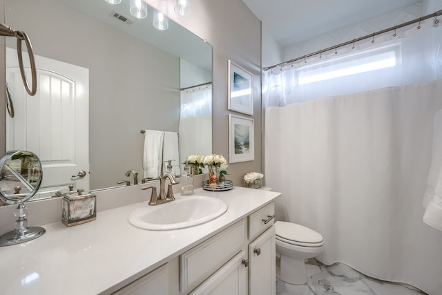 4533 Cheetah Trl, Frisco, TX 75034 - full bathroom with marble finish flooring, vanity, toilet, and curtained shower
