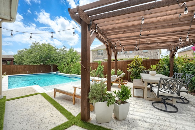 4533 Cheetah Trl, Frisco, TX 75034 - view of swimming pool with a patio area, a fenced backyard, and outdoor dining space
