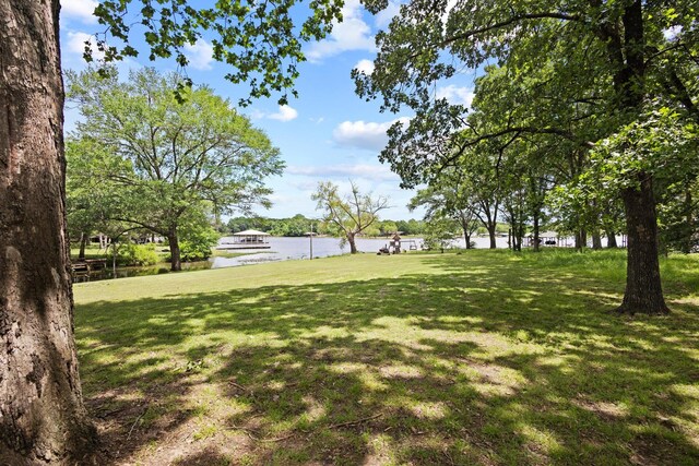 1801 Beavers Pt, Bonham, TX 75418 - view of grassy yard featuring a water view