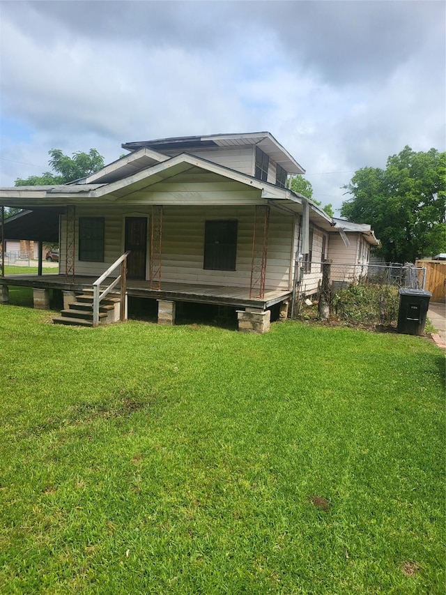 1724 Dickinson St, Shreveport, LA 71103 - view of front of property featuring a porch