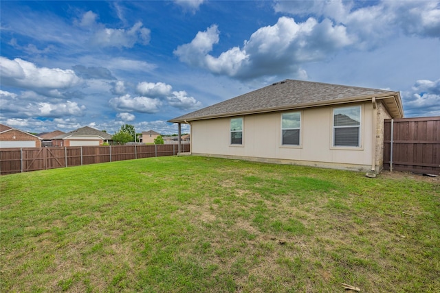 1502 Jacksons Run, Greenville, TX 75402 - rear view of house featuring a shingled roof