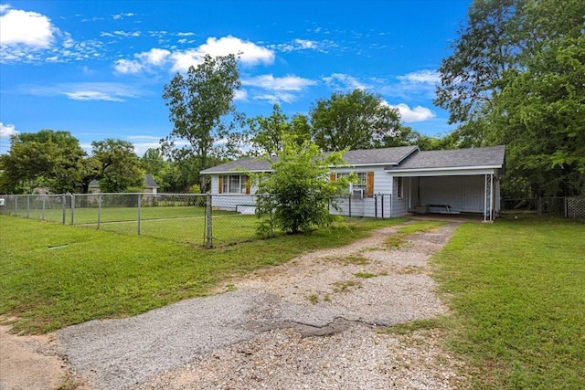 116 S Barron St, Arp, TX 75750 - view of front of property featuring driveway and an attached carport