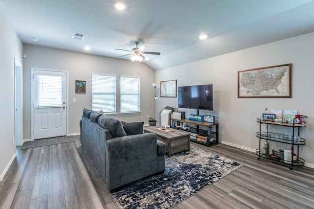 2358 Aylesbury Dr, Copperas Cove, TX 76522 - living area featuring a ceiling fan, wood finished floors, baseboards, and recessed lighting