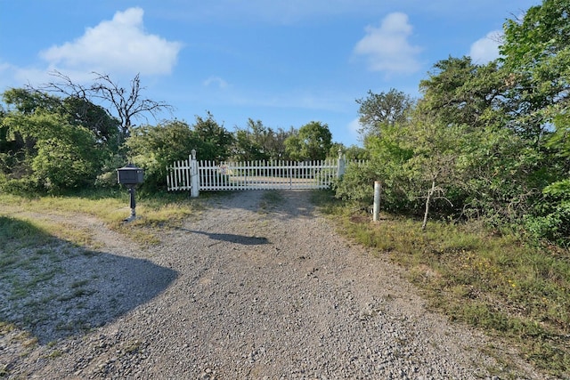 3355 La Mesa Dr, Weatherford, TX 76085 - gate with fence