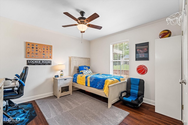 7622 Mary Ann Cir, Blanchard, LA 71107 - bedroom with crown molding, wood finished floors, baseboards, and ceiling fan