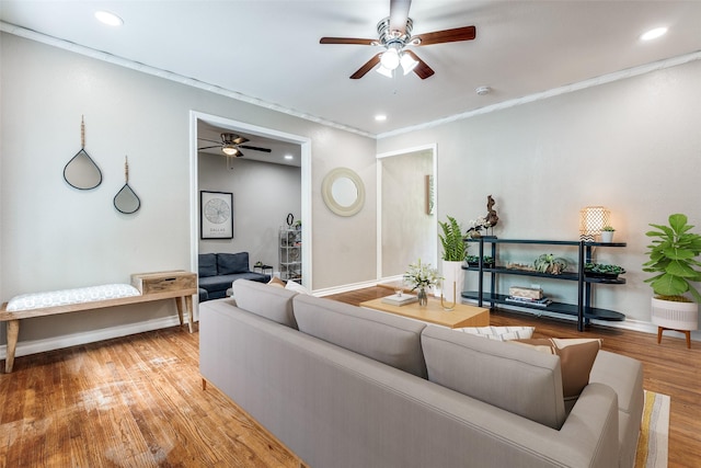 2839 Ruidosa Ave, Dallas, TX 75228 - living room with ceiling fan, wood finished floors, baseboards, and recessed lighting