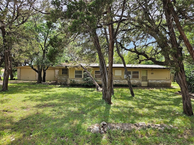 193 County Road 1704, Clifton, TX 76634 - view of front of house featuring a front lawn