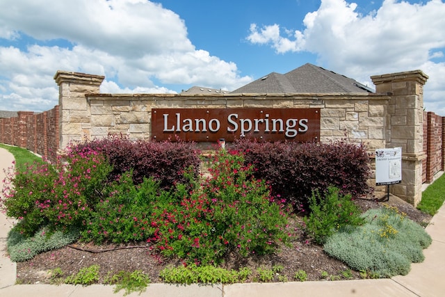 6001 Lacebark Elm Dr, Fort Worth, TX 76123 - view of community sign