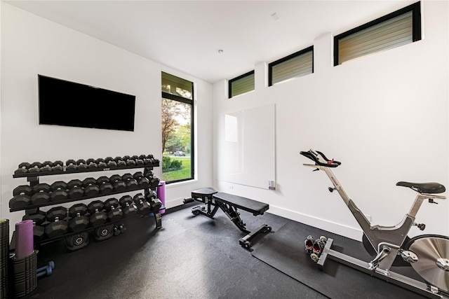 11460 Strait Ln, Dallas, TX 75229 - workout area featuring baseboards