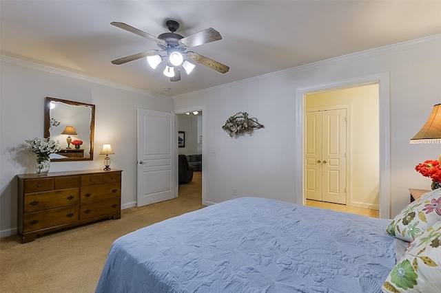 819 Earhart Ave, Grand Prairie, TX 75051 - carpeted bedroom with crown molding, baseboards, and ceiling fan