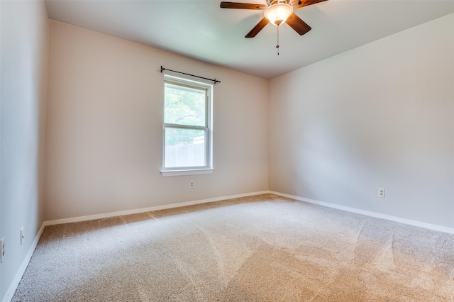 2800 Peachtree Ln, Pantego, TX 76013 - unfurnished room featuring carpet, a ceiling fan, and baseboards