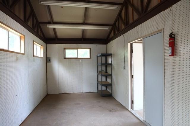 2800 Peachtree Ln, Pantego, TX 76013 - view of garage