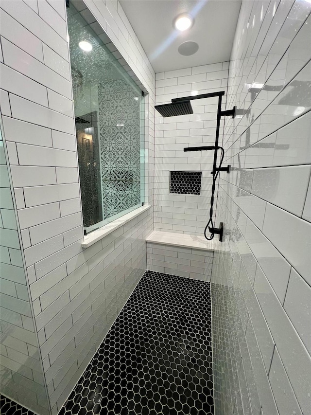 613 Wildcat Way, Kennedale, TX 76060 - full bath with tiled shower