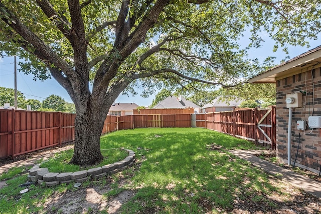 8525 Creekview Dr, Frisco, TX 75034 - view of yard