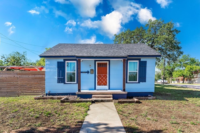 300 E 4th, Brady, TX 76825 - bungalow-style home with a shingled roof