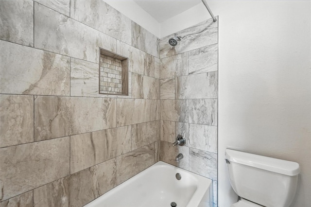 14800 Enterprise Dr Unit 17A, Farmers Branch, TX 75234 - full bath featuring toilet and bathtub / shower combination