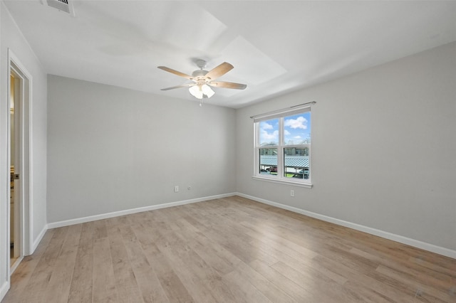 14800 Enterprise Dr Unit 17A, Farmers Branch, TX 75234 - spare room with light wood-style floors, a ceiling fan, and baseboards