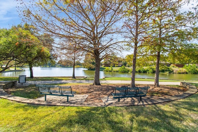 14800 Enterprise Dr Unit 17A, Farmers Branch, TX 75234 - surrounding community with a yard and a water view