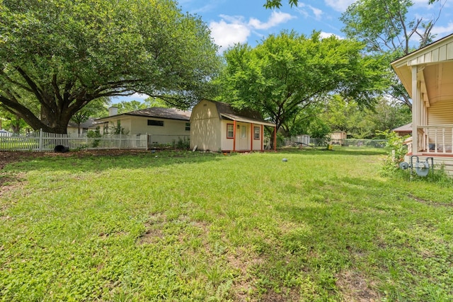 229 College, Italy, TX 76651 - view of yard featuring a storage shed and an outbuilding