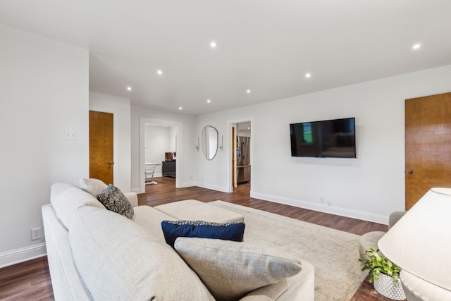 3351 Santa Teresa Ave, Dallas, TX 75228 - living area with dark wood-style floors, baseboards, and recessed lighting