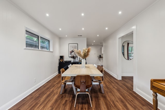 3351 Santa Teresa Ave, Dallas, TX 75228 - dining room featuring dark wood-style floors, baseboards, and recessed lighting