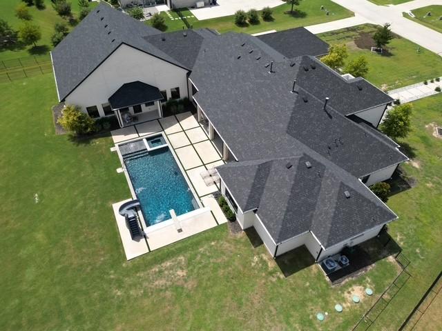 2015 Honey Ln, Celina, TX 75009 - view of subject property featuring a pool
