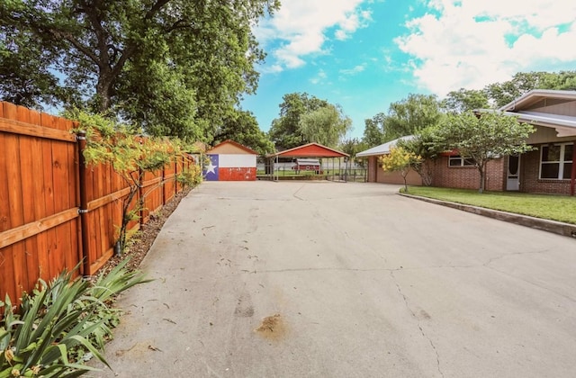 405 W Neely Ave, Comanche, TX 76442 - view of concrete surface