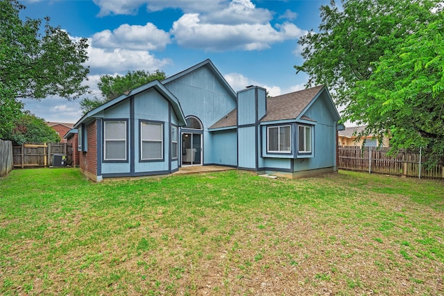 1115 Cherrytree Dr, Arlington, TX 76001 - rear view of property featuring cooling unit