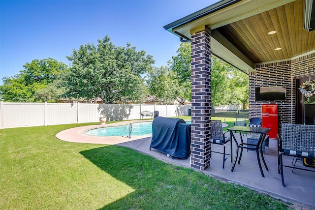 9001 Magnolia Vale Dr, Granbury, TX 76049 - view of pool with a grill and a patio