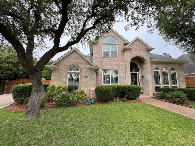 5603 S Archbridge Ct, Arlington, TX 76017 - traditional-style home with brick siding