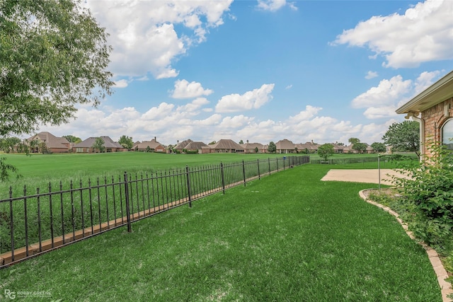 532 Hunters Run, Bossier City, LA 71111 - view of yard featuring a residential view