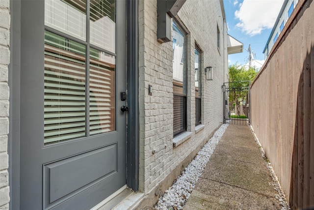 5006 Mission Ave, Dallas, TX 75206 - entrance to property featuring brick siding