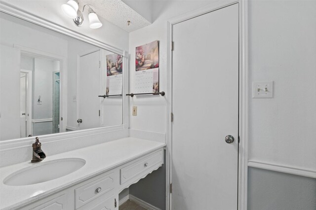 805 Sandpiper Dr, Denton, TX 76205 - bathroom with vanity