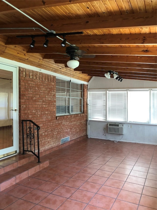 608 Spinner Rd, Desoto, TX 75115 - unfurnished sunroom featuring ceiling fan